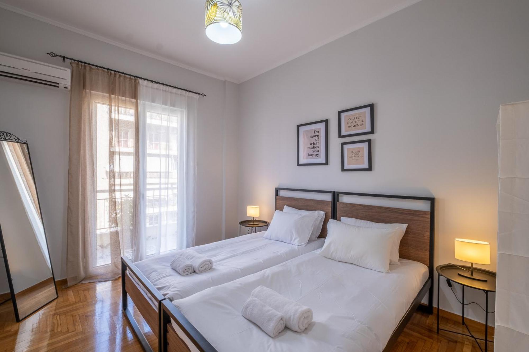 Lovely And Modern 3Bd Apartment Close To Ampelokipoi Metro Atenas Exterior foto